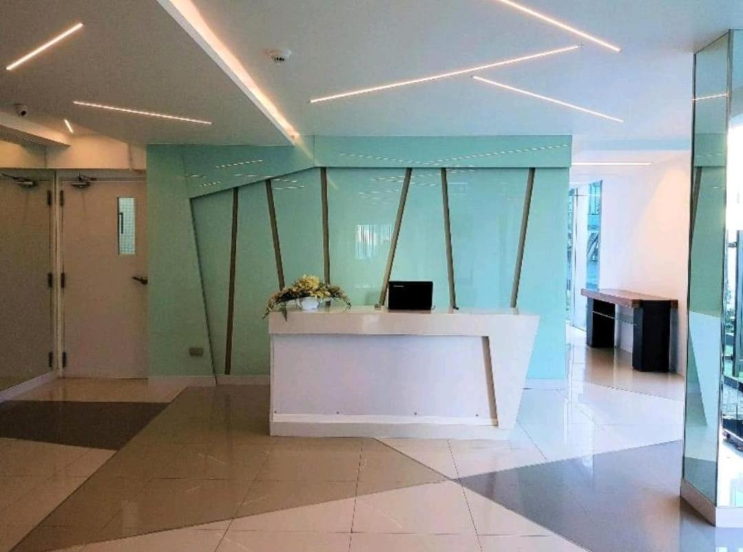 Apartment Center
