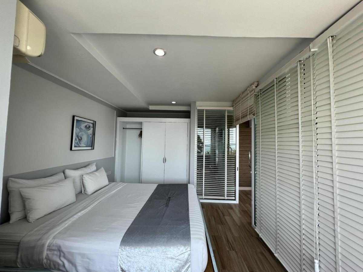 The Front Resort, Hotel 3*
