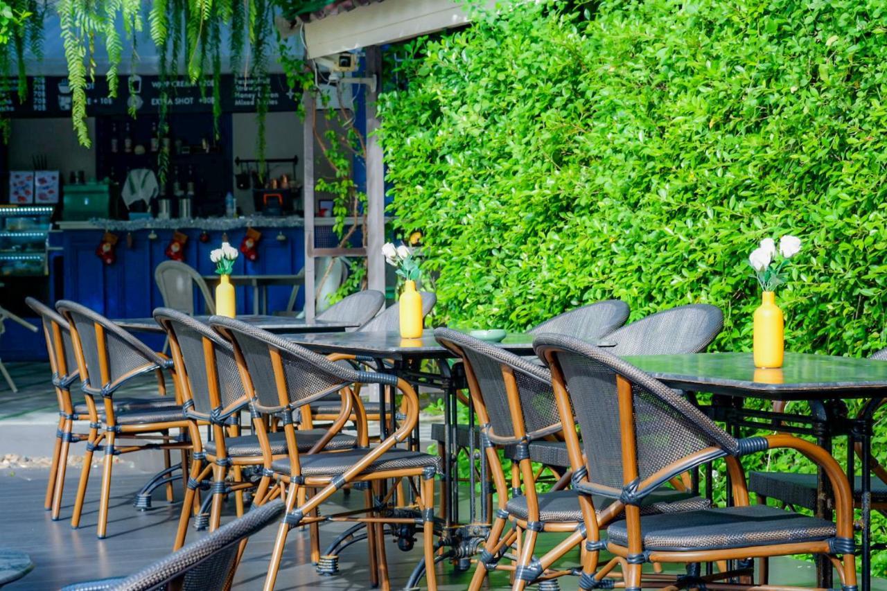 Prs By Sojourn Hotel