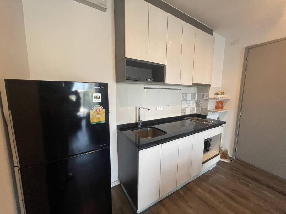 Apartment 2 Bed Room, Large Living @