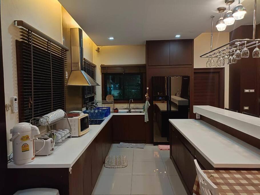 Eco - Luxury Pool + Seaview Pattaya