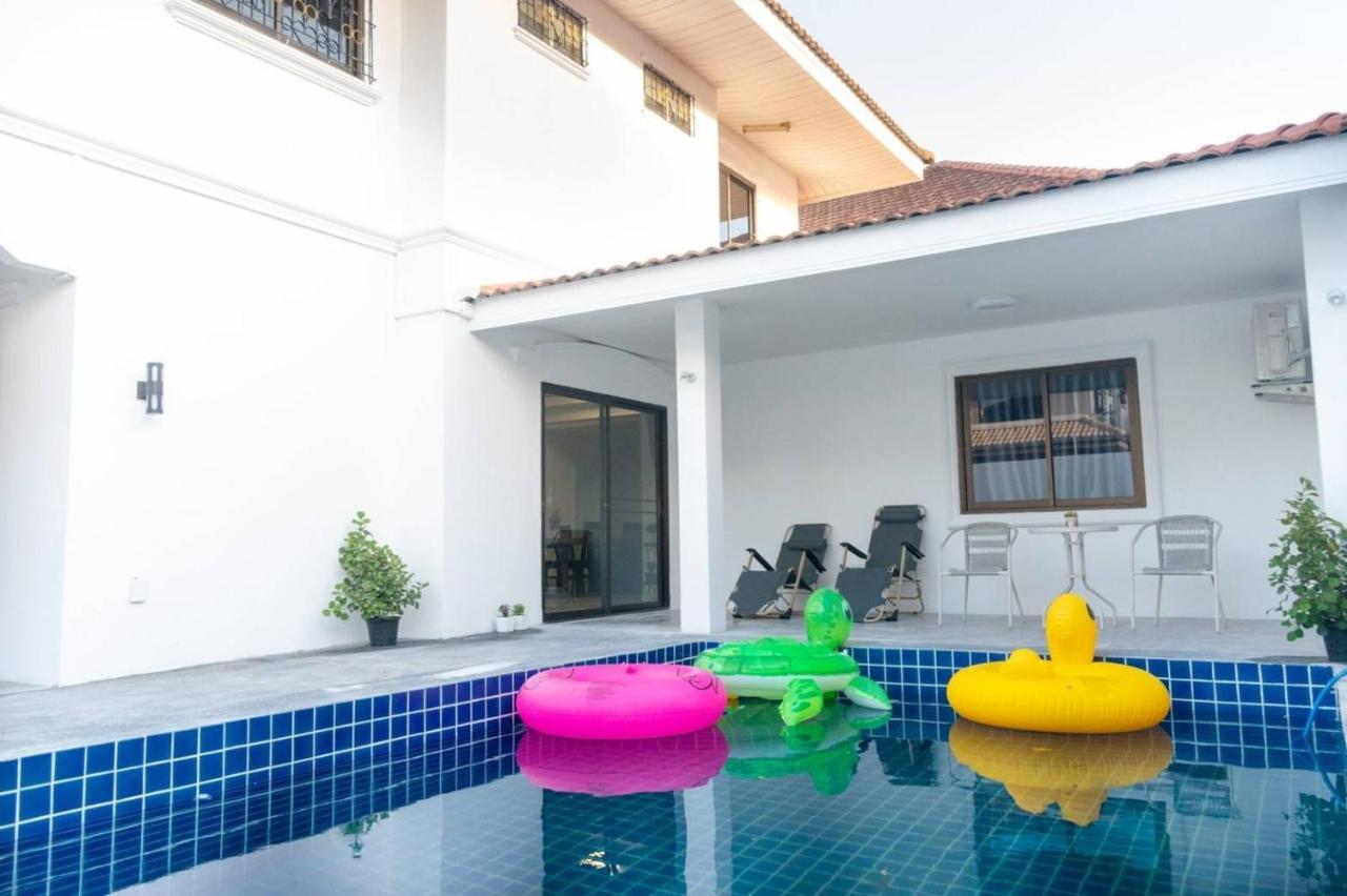 Wonderland2 Village Ktv Pool Villa Pattaya