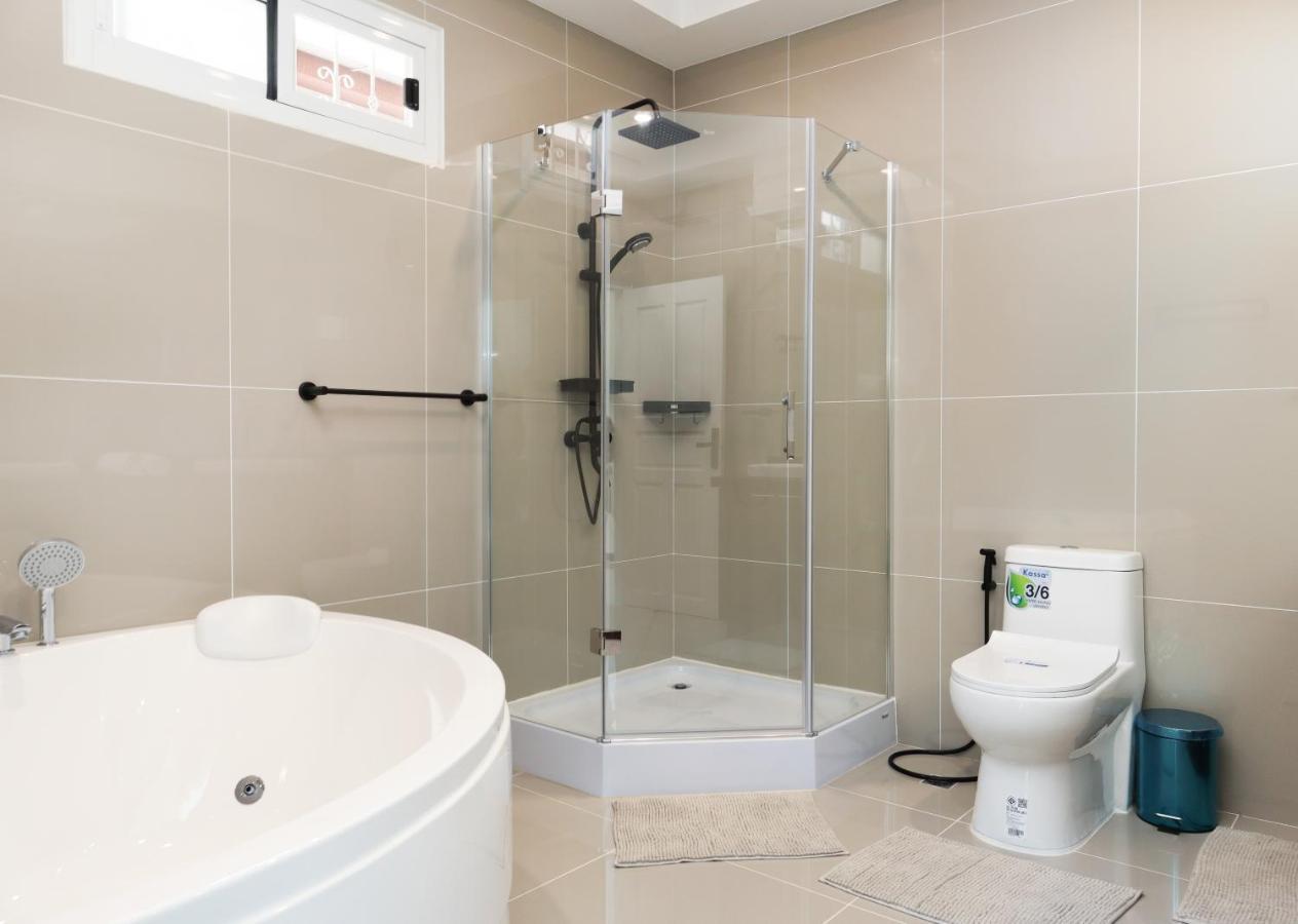 Villa *city~house* 芭堤雅豪华泳池别墅近步行街