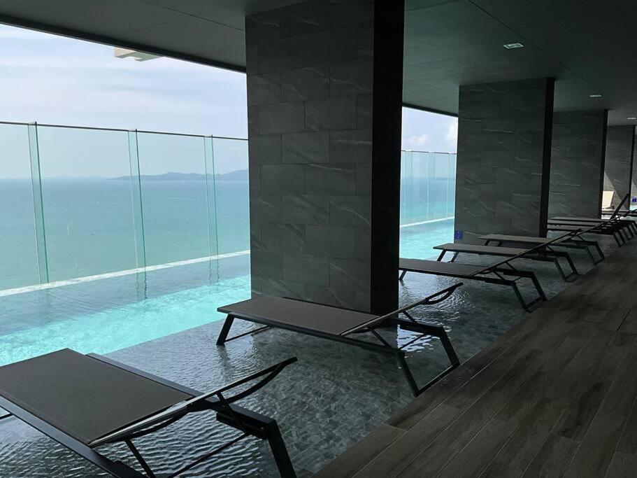 Panora 2-bedroom With Sea View *