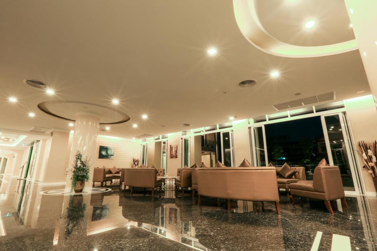 Crystal Palace Luxury