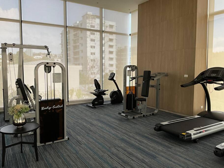Panora 2-bedroom With Sea View Apartment