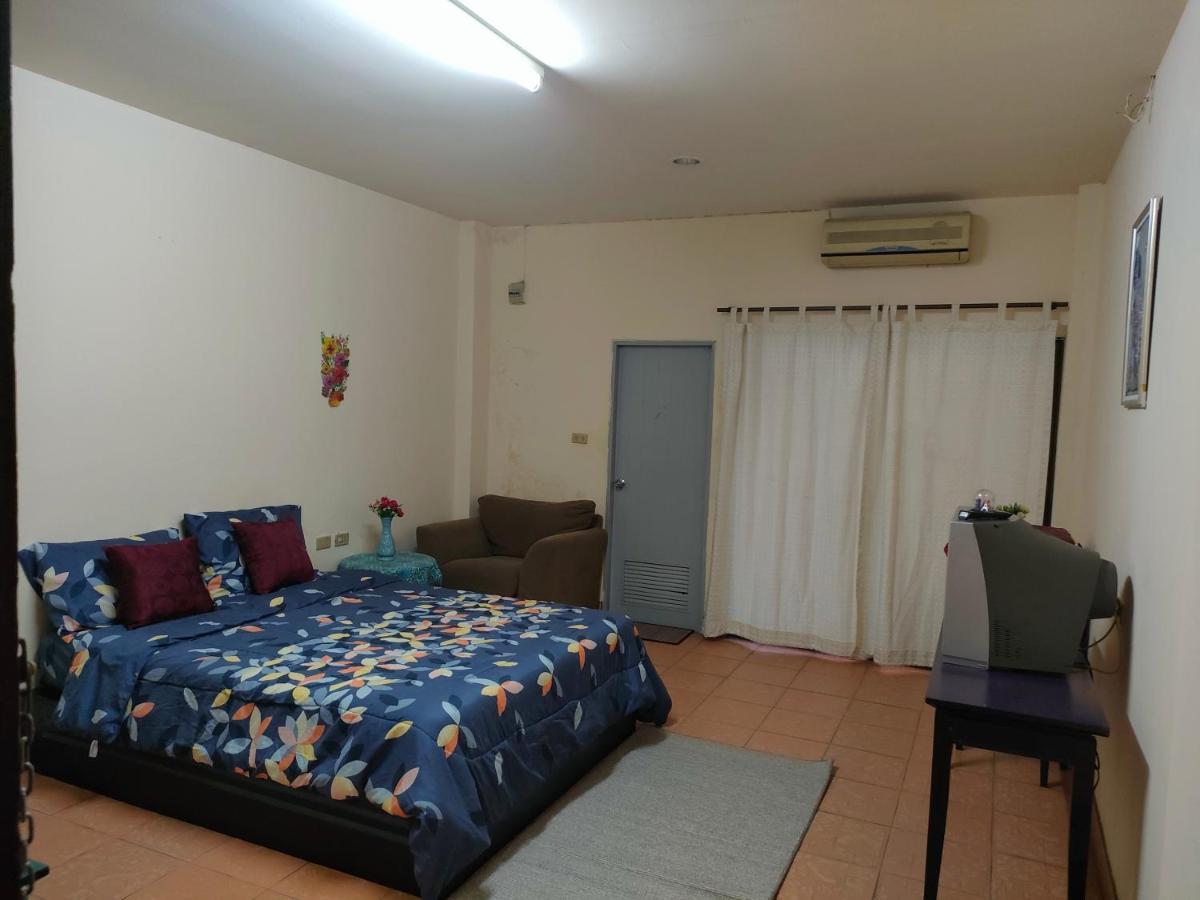 Thai Smile Apartment