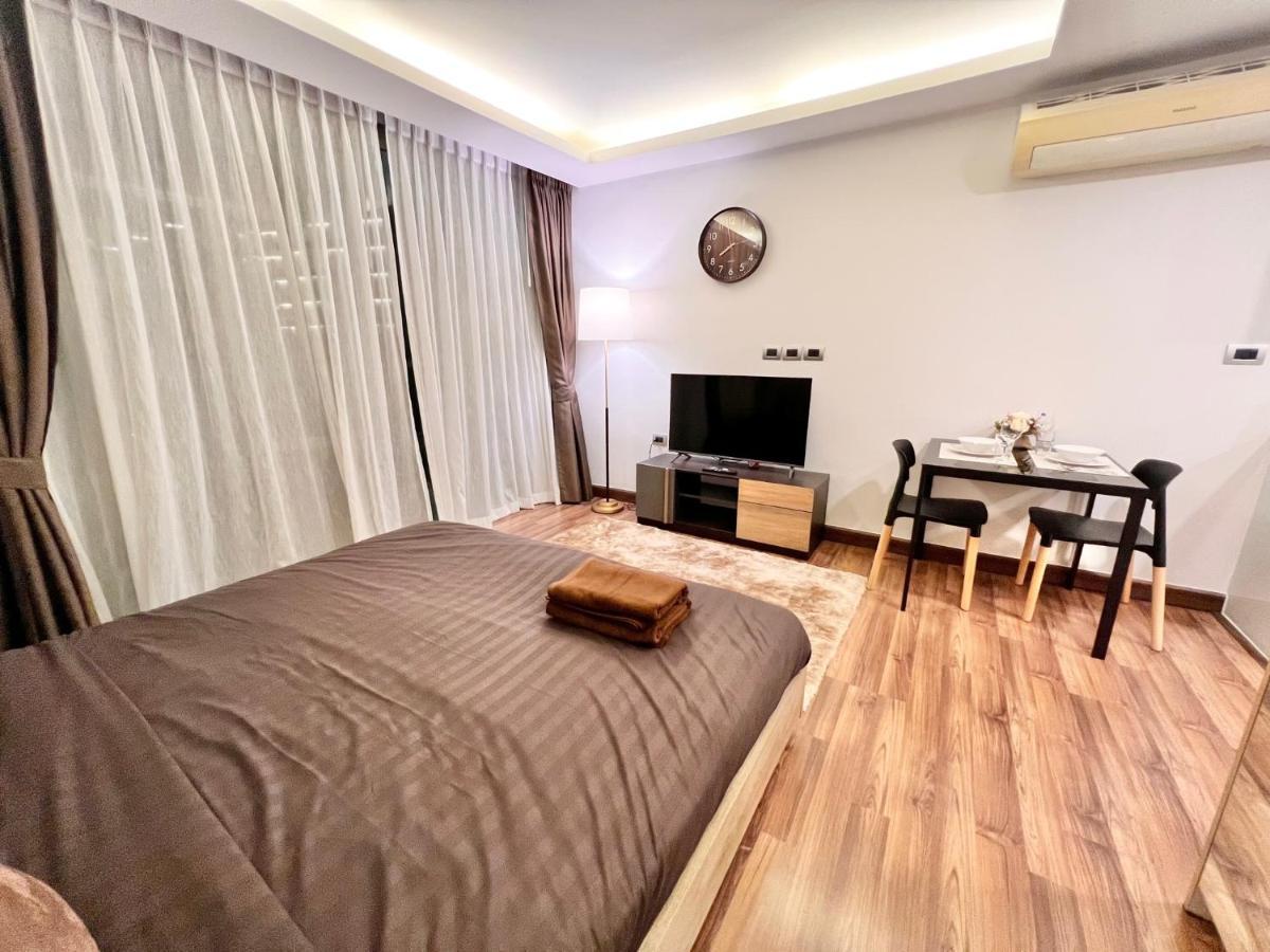 Garden View In Peak Towers * Pattaya