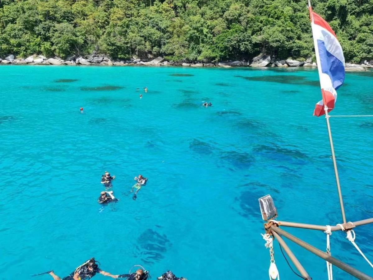 *city~house* 芭堤雅豪华泳池别墅近步行街 Villa