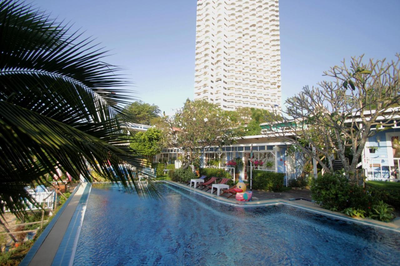 Paradise Resort