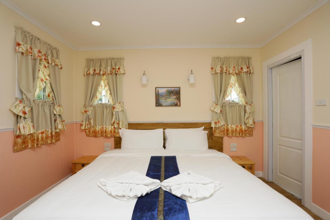Resort Paradise 3*