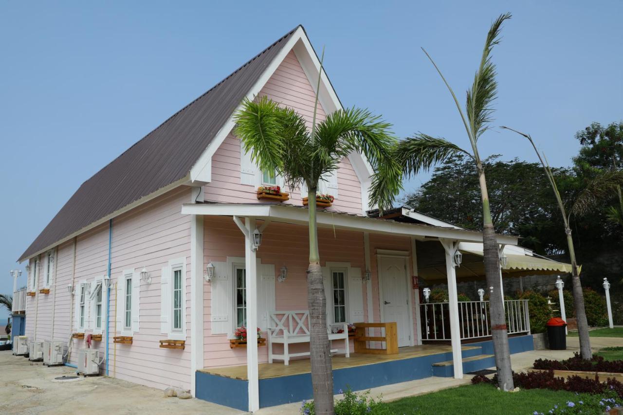 Paradise Resort 3*