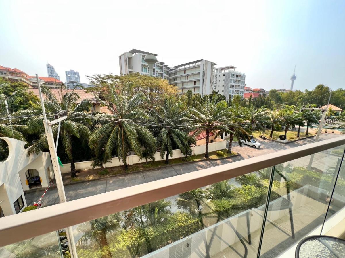 Garden View In Peak Towers