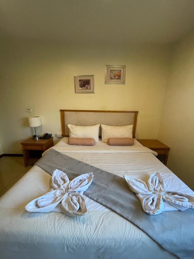 Babylon Hotel