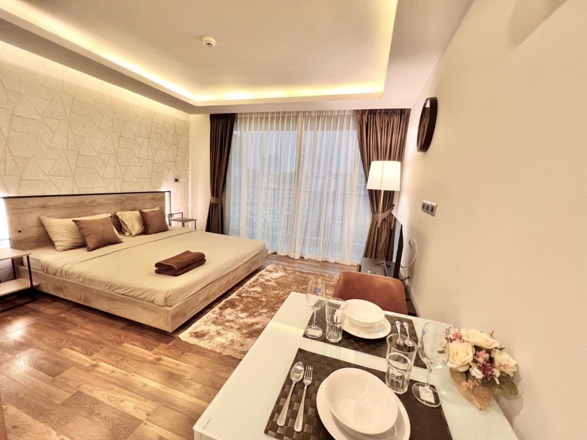 Apartment Hill & Sea View In Peak Tower Pattaya