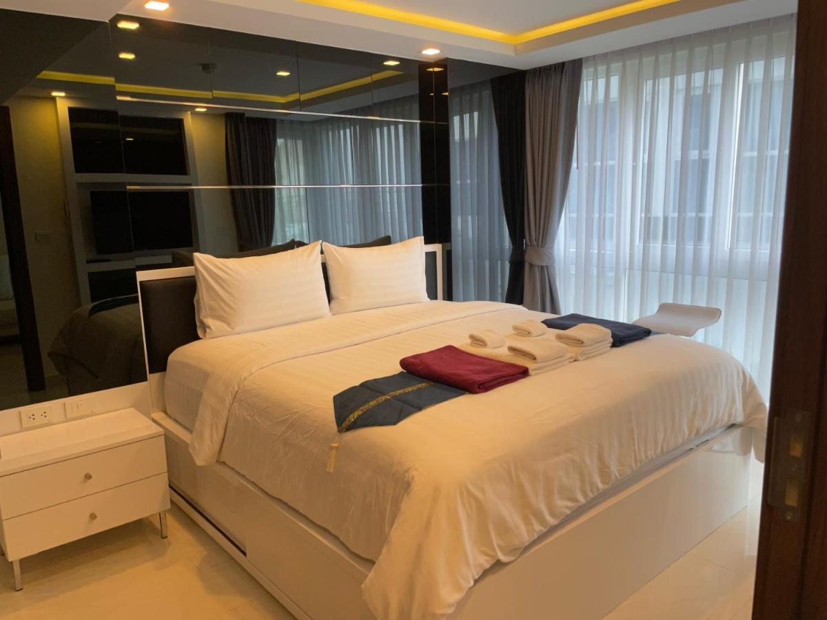 Apartment Luxury Business Suits In Grand Avenue By Estates Pattaya
