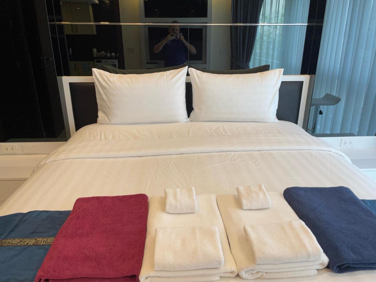 Luxury Business Suits In Grand Avenue By Estates Apartment Pattaya