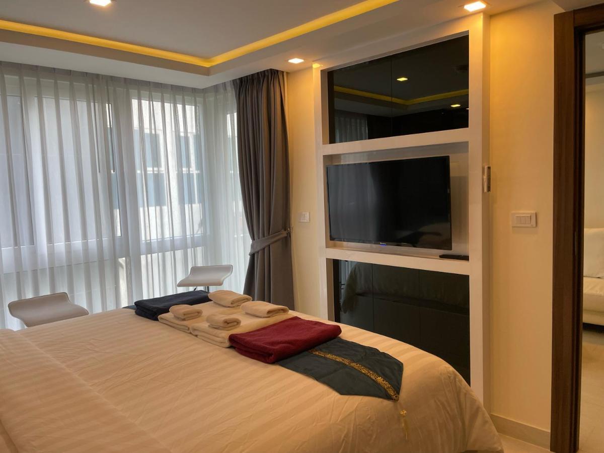 Luxury Business Suits In Grand Avenue By Estates Apartment Pattaya