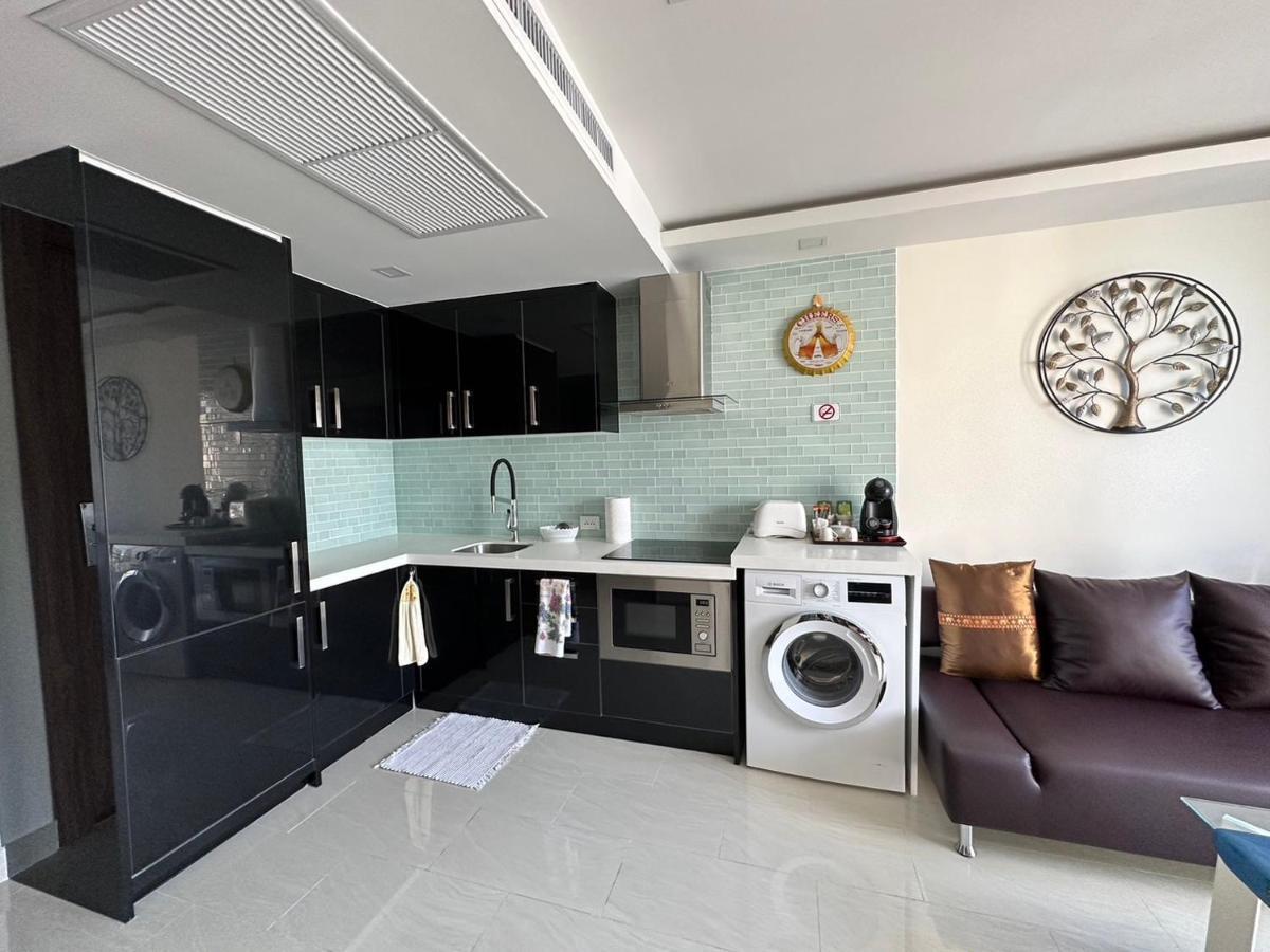 Apartment Luxury Business Suits In Grand Avenue By Estates *