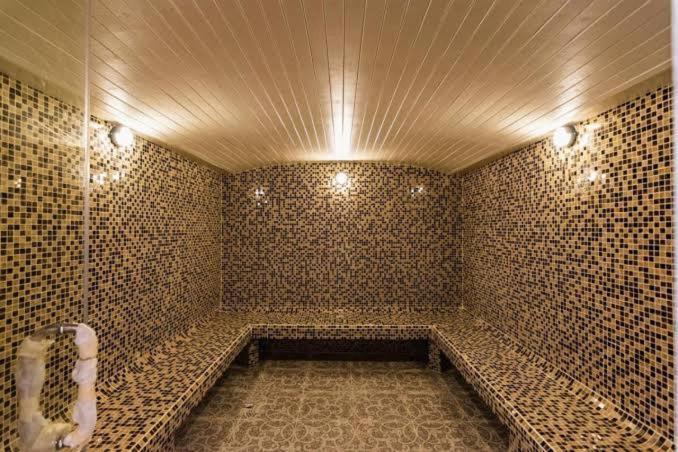 Grand Avenue - Pool-view Suite, 55sqm Apartment Pattaya