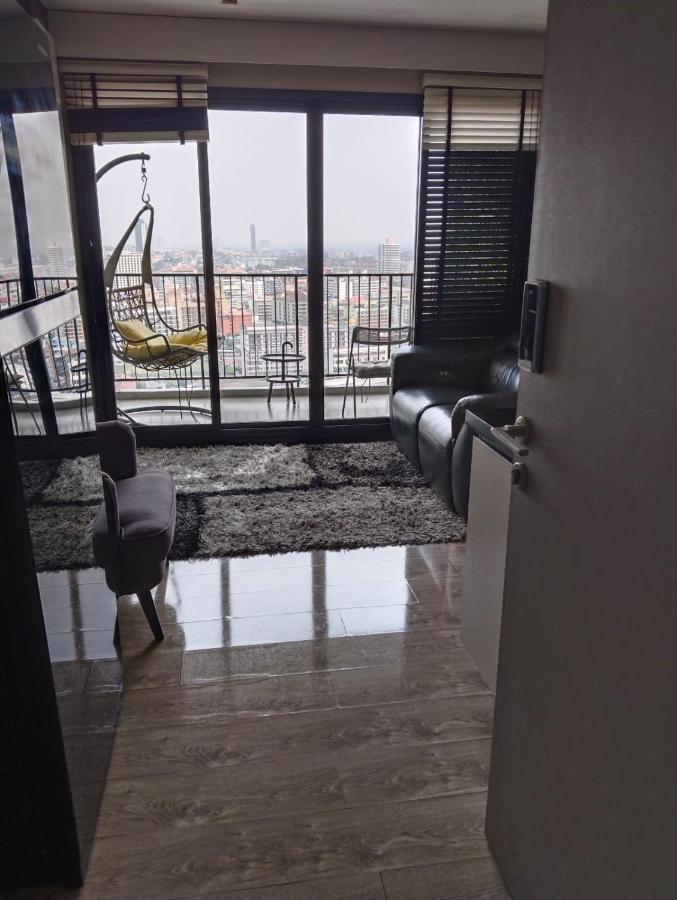 Apartment The Base Luxury Pattaya