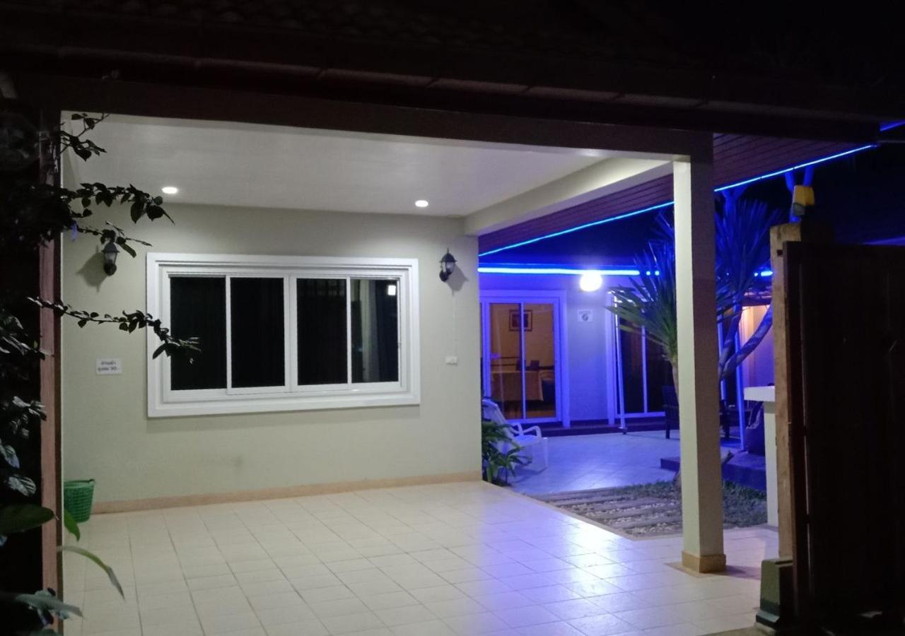 Baronial Pool Villas * Pattaya