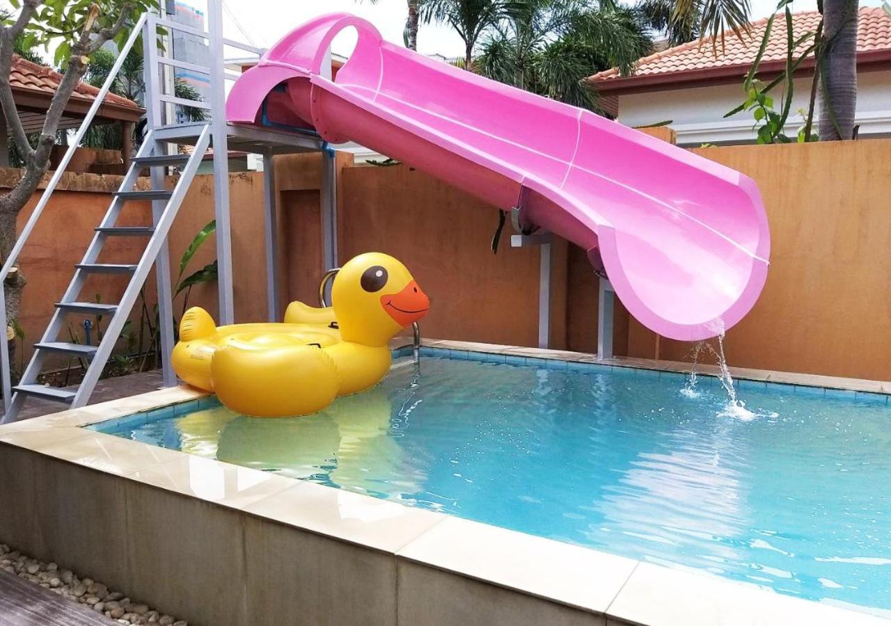 Villa Baronial Pool Villas Pattaya