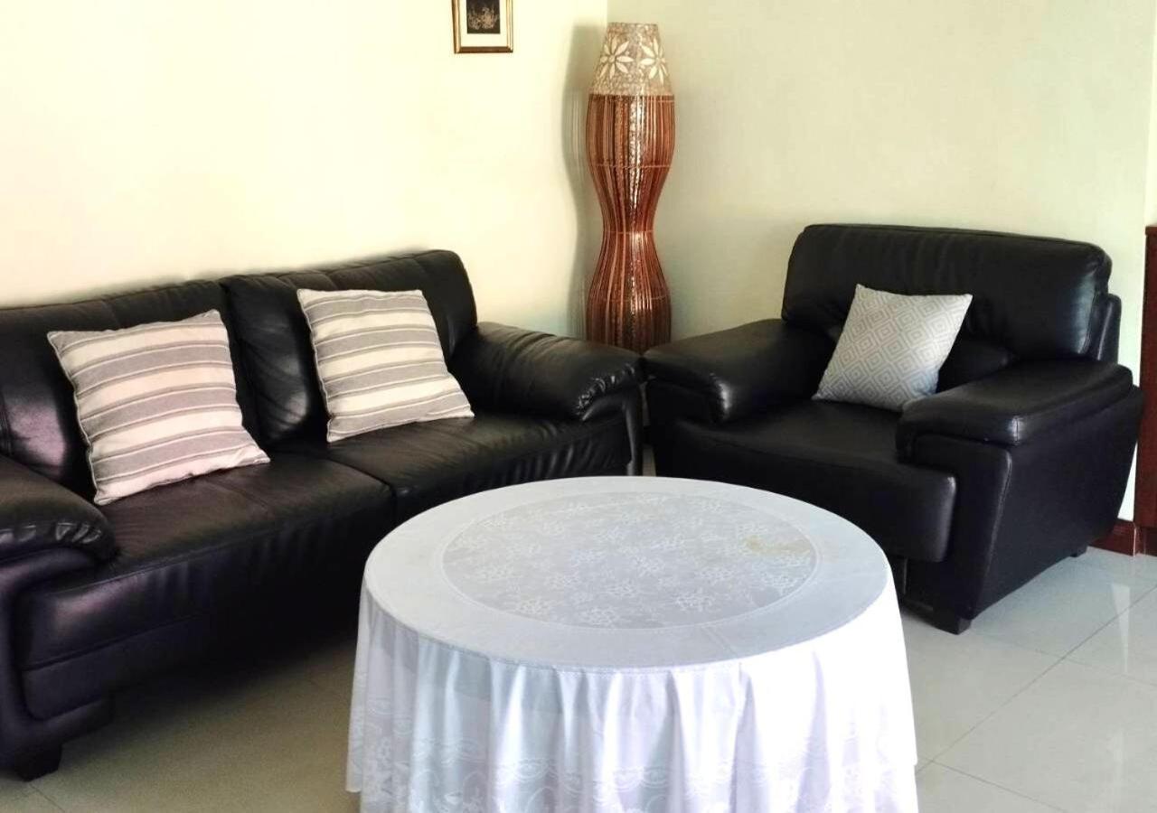 Villa Baronial Pool Villas Pattaya