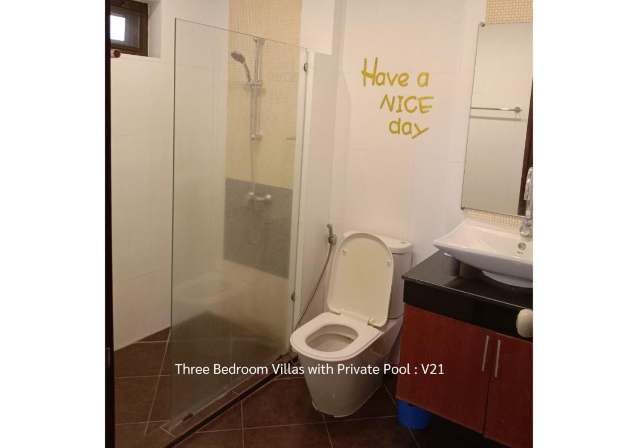 Baronial Pool Villas * Pattaya