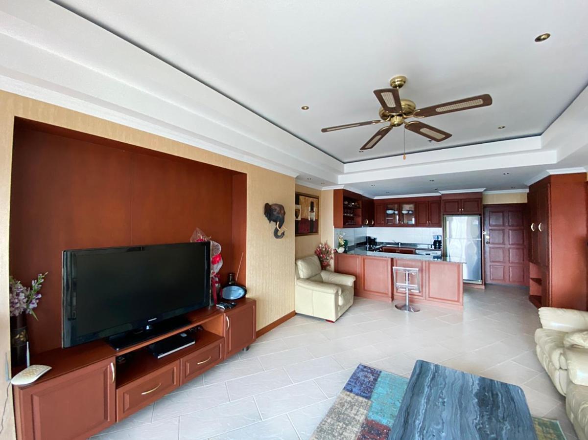 Oceanfront By View Talay 6 Apartment
