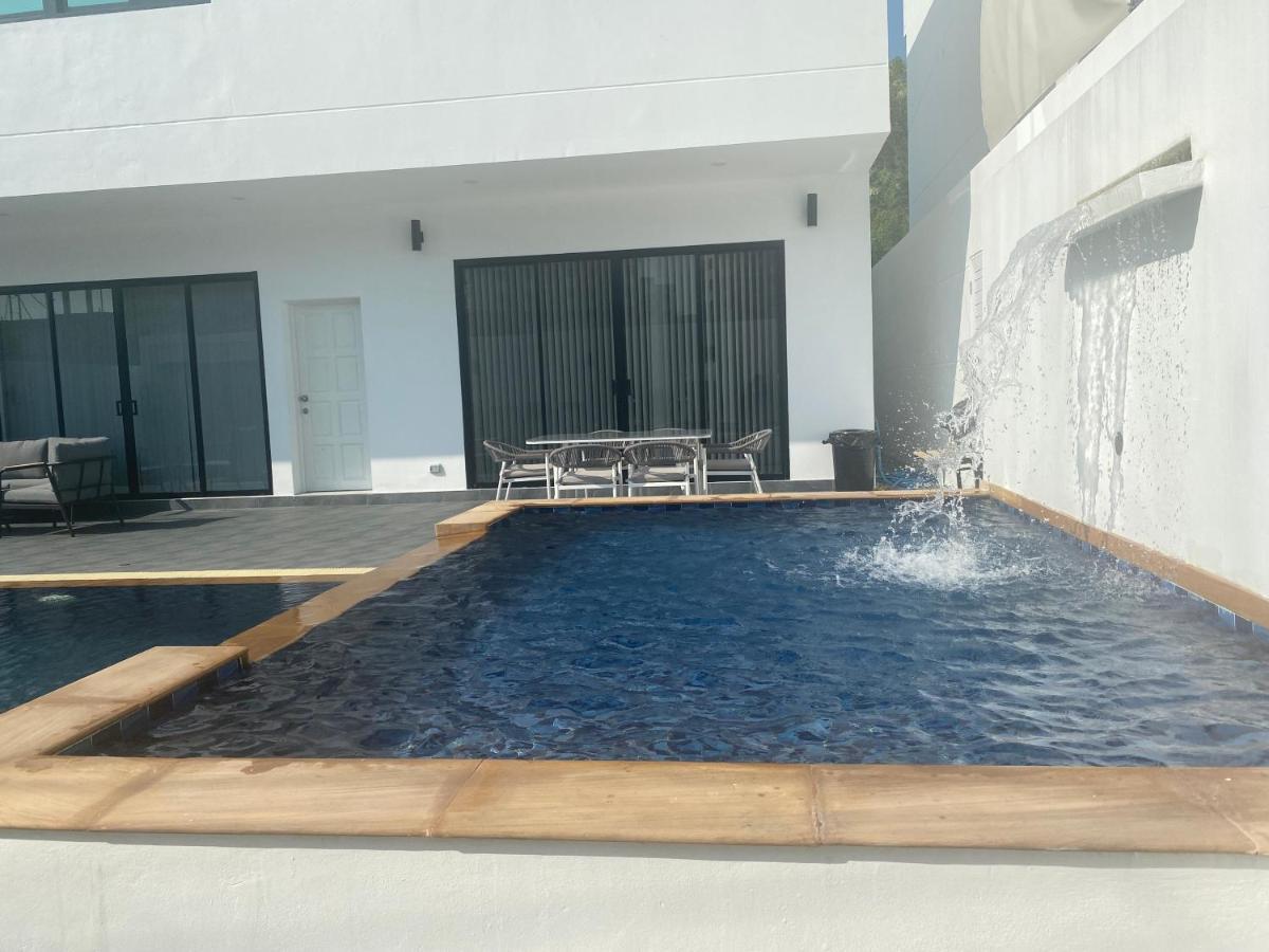 Pool 428 Nearby Walking Street *