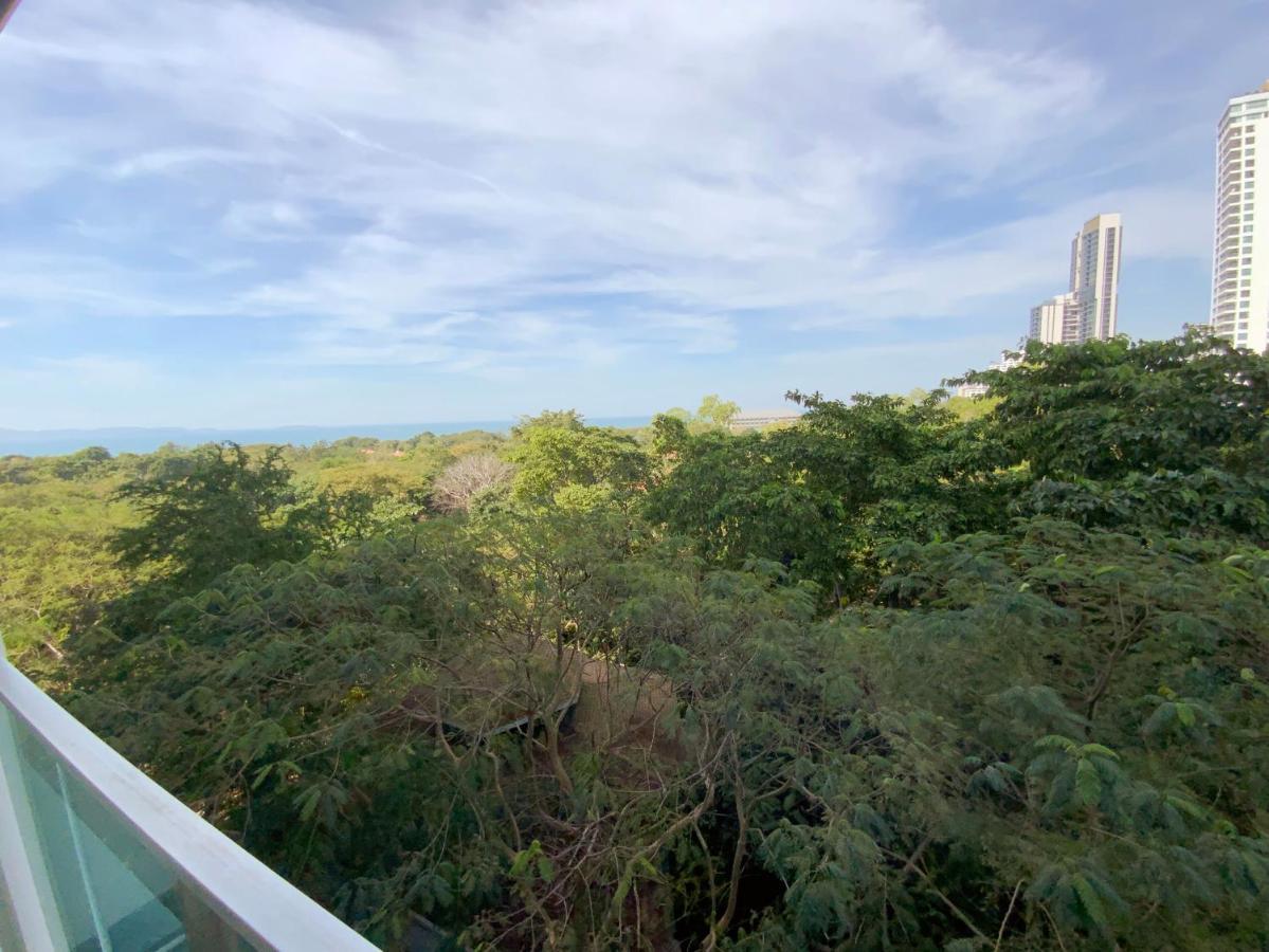 One Tower Seaview 66 Pangsapuri Pattaya