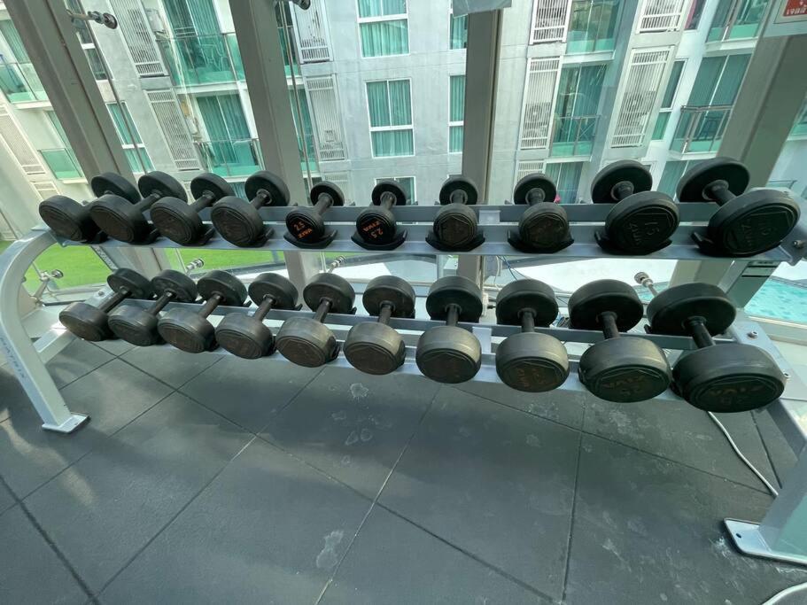 Stylish With Blazing Fast Fiber Internet, Pool, Sauna, Steam Room, Gym - Guest Friendly * Pattaya