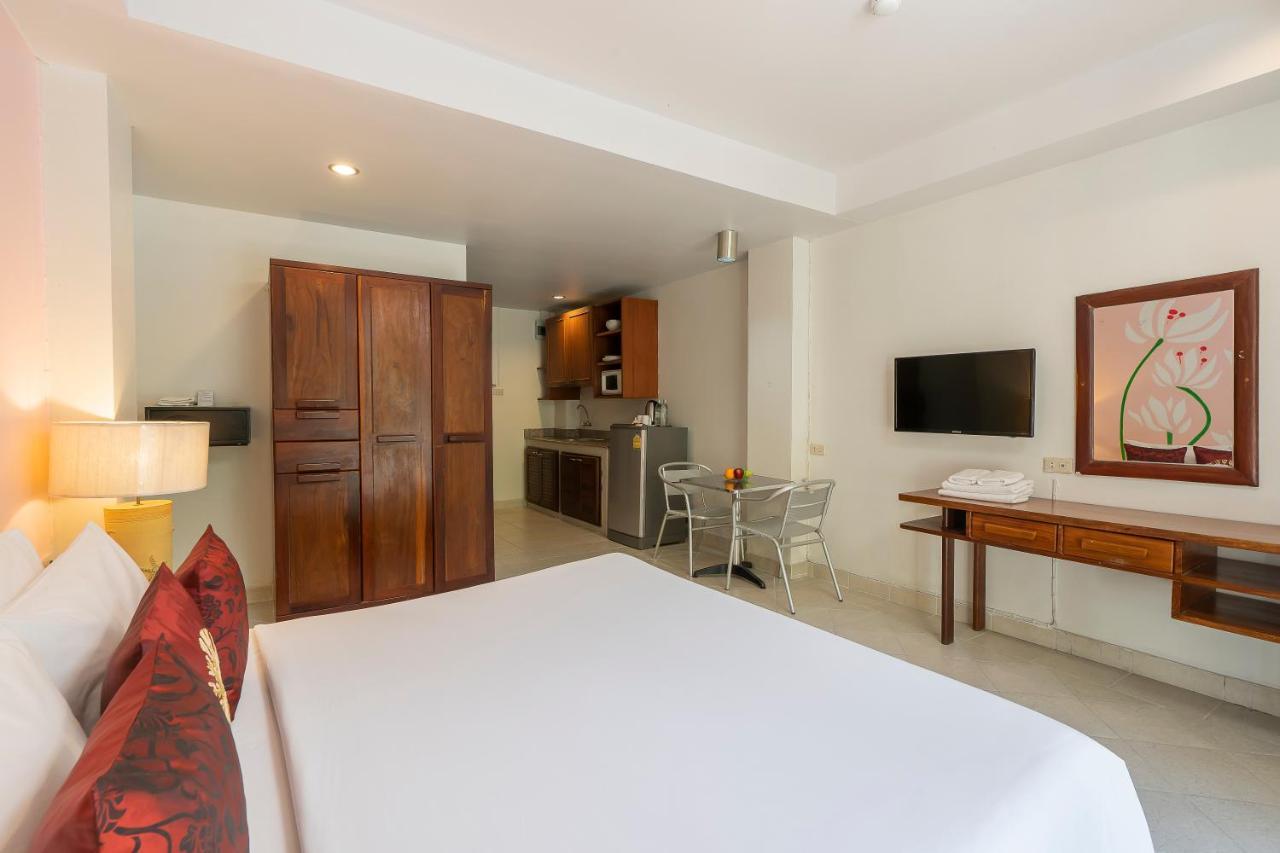 Bella 3rd Road Hotel 3*