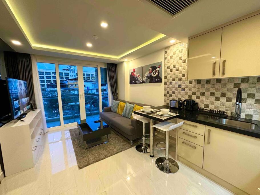 Apartment Large Luxury - City Centre - Grand Avenue - 405 *