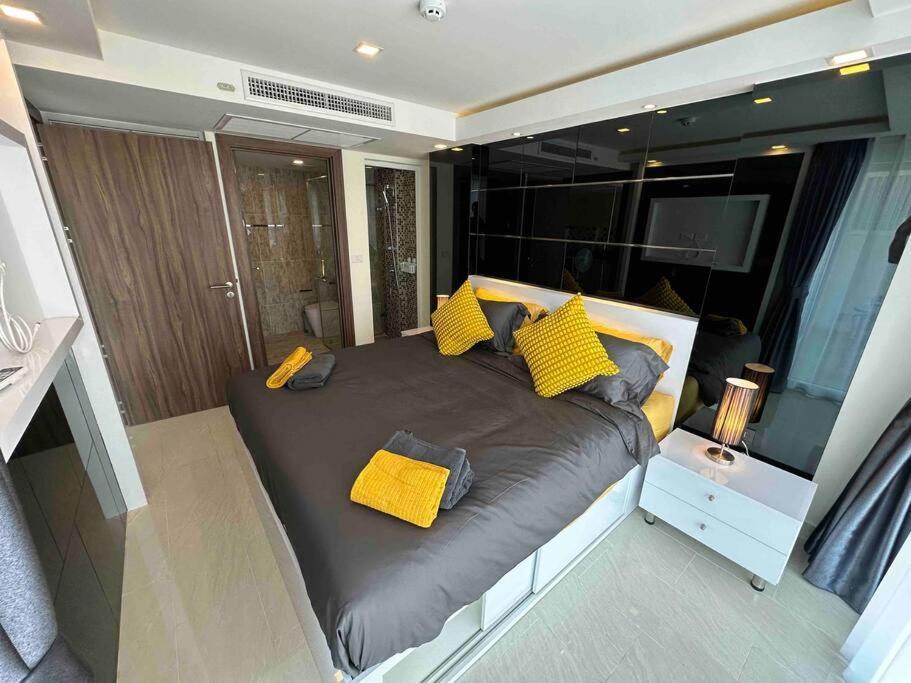 Large Luxury - City Centre - Grand Avenue - 405 * Pattaya