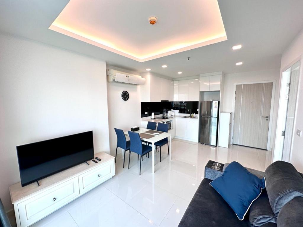 Apartment One Tower By Thaiminatorpattaya 114 Pattaya