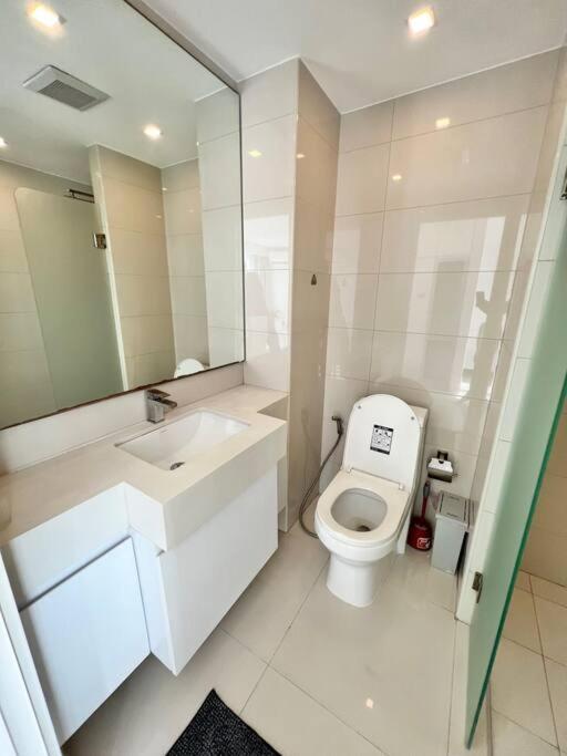 Cool View In Ccr Apartment Pattaya