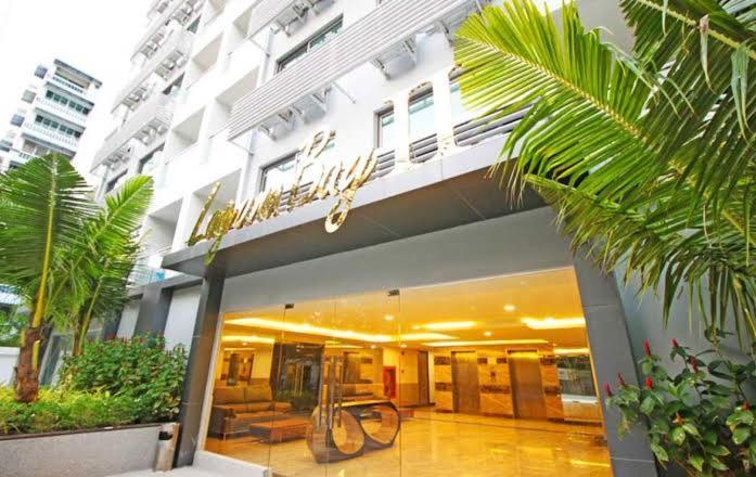Laguna Bay 2 Apartment