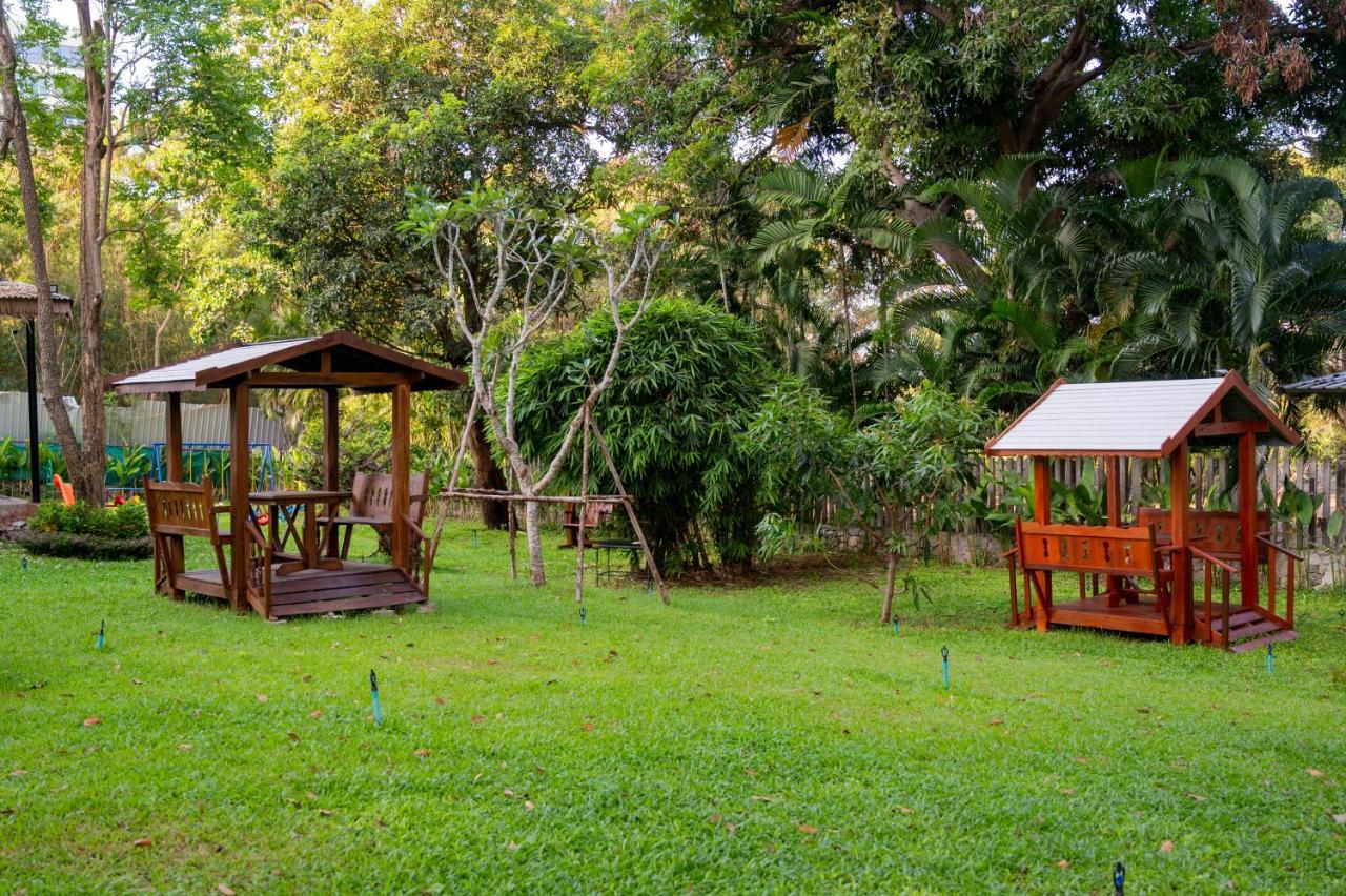 Hillside Hotel 3*