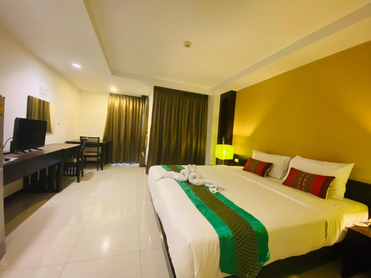 Tycoon By Goad Avadhess Hospitality 1km Walking Street Hotel 3*