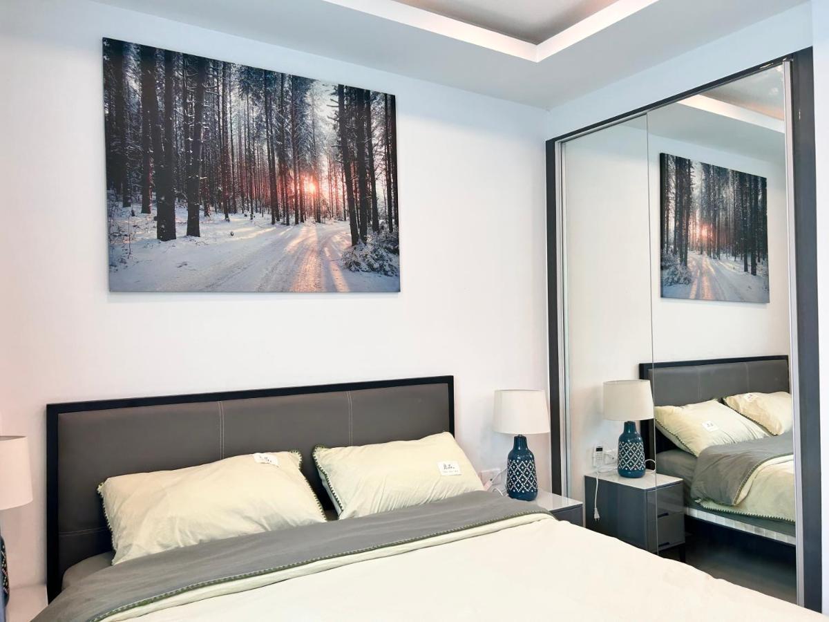 超大泳池景观房 市中心区域 离步行街5分钟near Walking Street Apartment Pattaya