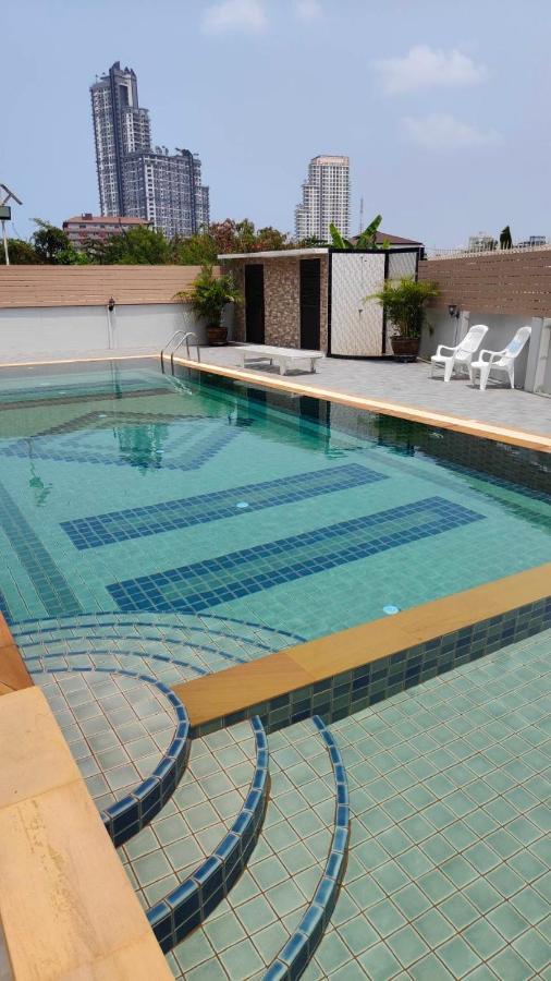 Albergue Orient House