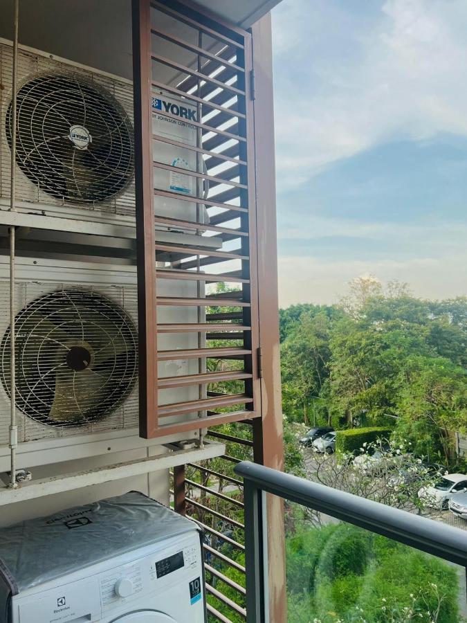 Unixx Near Walking Street Apartment Pattaya