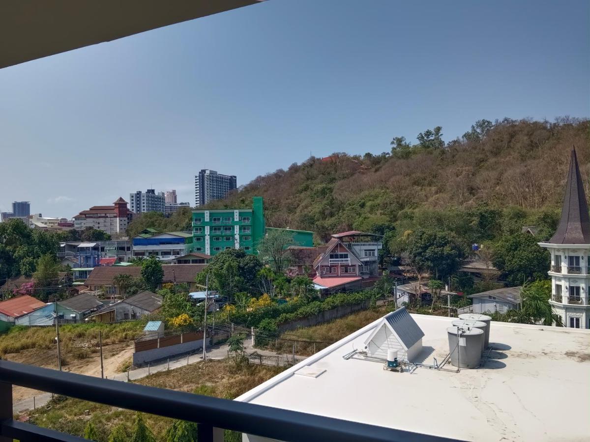 Arcadia Center Loft Apartment Pattaya