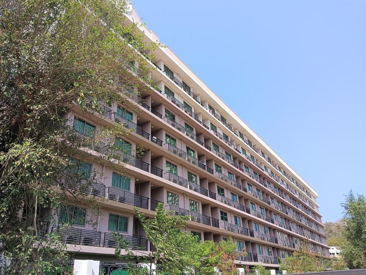Arcadia Center Loft Apartment Pattaya