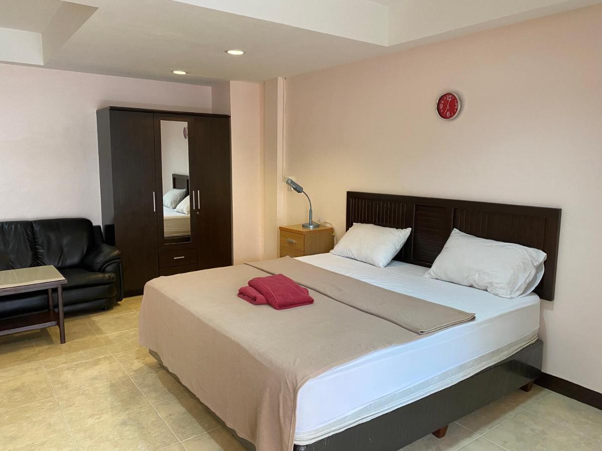 Hostel Orient House