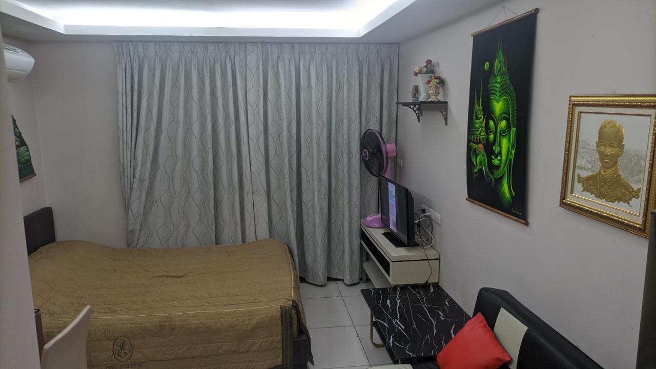 Laguna Bay 2 Apartment