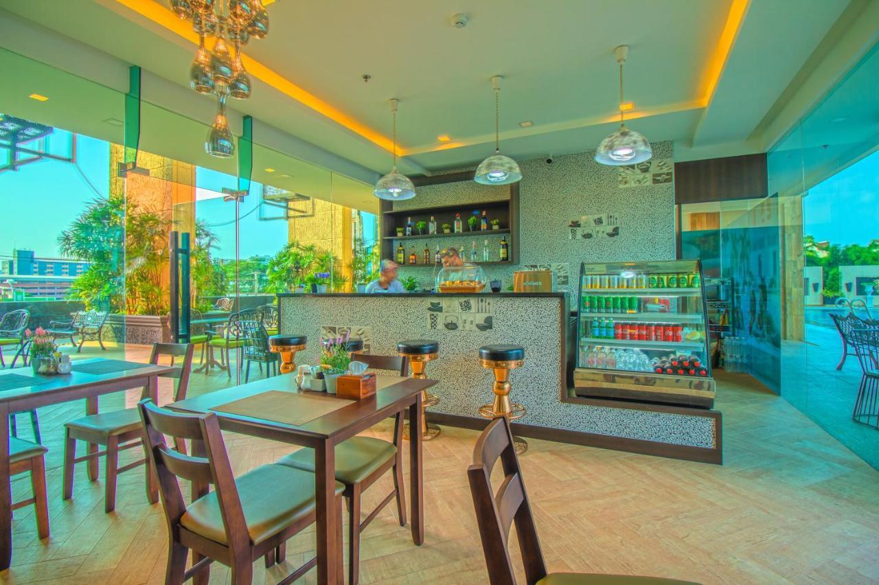 In Garden Tower Pool, Sauna & Gym 1 Km From Walking Street Apartment *