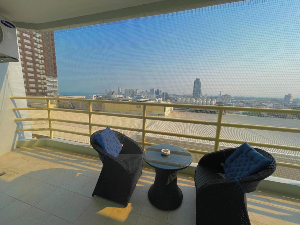 Studio Central View Luxury tent